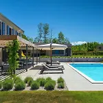 Povetica Feriehus Poreč