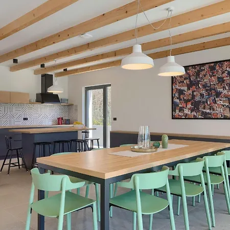 Holiday home Povetica *